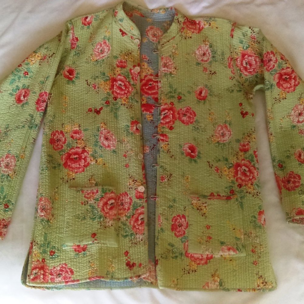 Oriental style quilted jacket. Flower print